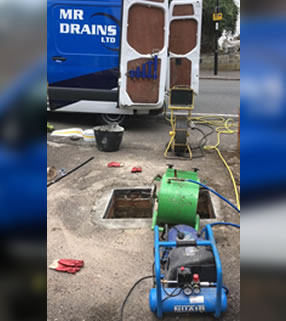 Drain Specialist to Clear Your Drains
